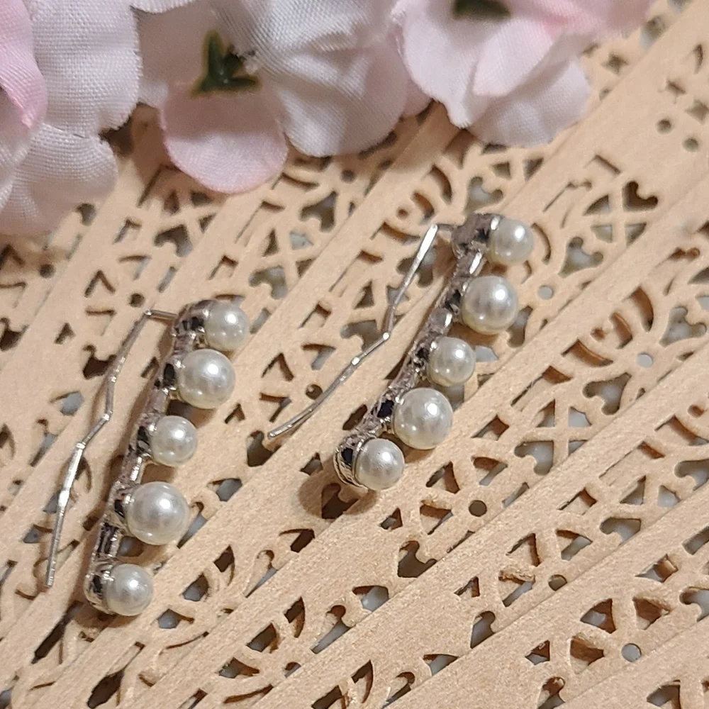 Crawl Pearl Earrings For Sale Today - Picture 6 of 9